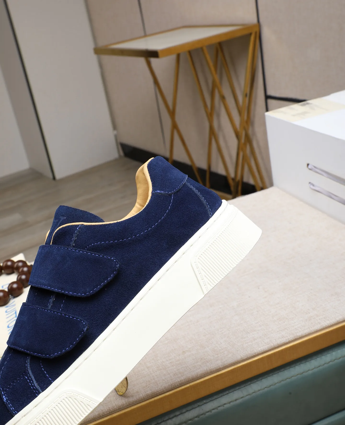 Men's shoes 💰460 [LV～] Men's casual shoes 2025z cabinet sales simultaneously 🔶Size: 38-44 #️⃣ 🔷3 colors🔜The upper is made of multi-material splicing➕cow leather lining, comfortable and breathable, sole: original comfortable and wear-resistant outsole, ⚠️real thing📱photographed🎬real thing is better📢📢📢